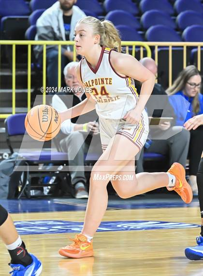 Thumbnail 3 in Salpointe Catholic vs. Mesquite (AIA 4A Final) photogallery.