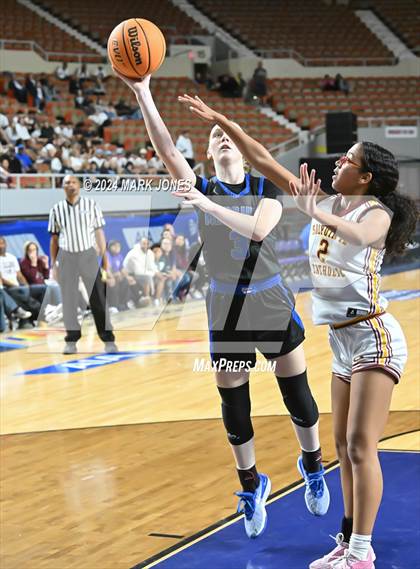 Thumbnail 1 in Salpointe Catholic vs. Mesquite (AIA 4A Final) photogallery.