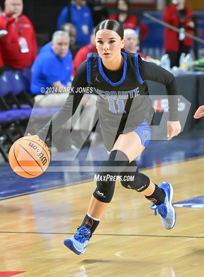Thumbnail 3 in Salpointe Catholic vs. Mesquite (AIA 4A Final) photogallery.