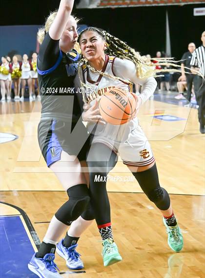 Thumbnail 3 in Salpointe Catholic vs. Mesquite (AIA 4A Final) photogallery.