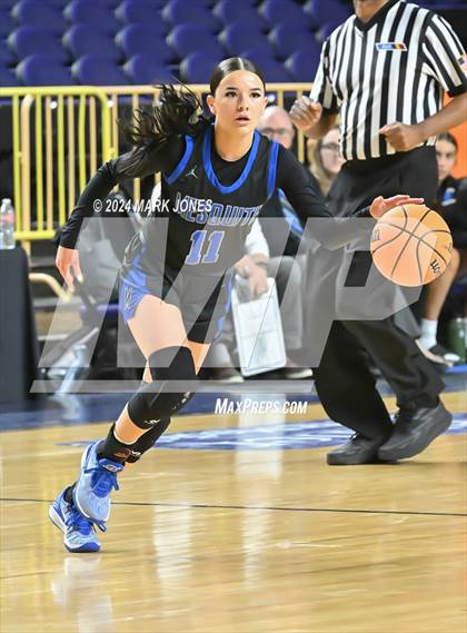 Thumbnail 3 in Salpointe Catholic vs. Mesquite (AIA 4A Final) photogallery.