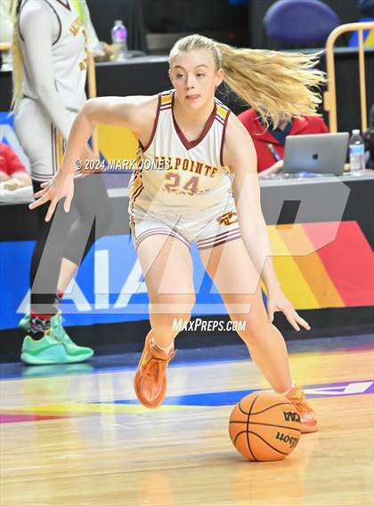 Thumbnail 1 in Salpointe Catholic vs. Mesquite (AIA 4A Final) photogallery.