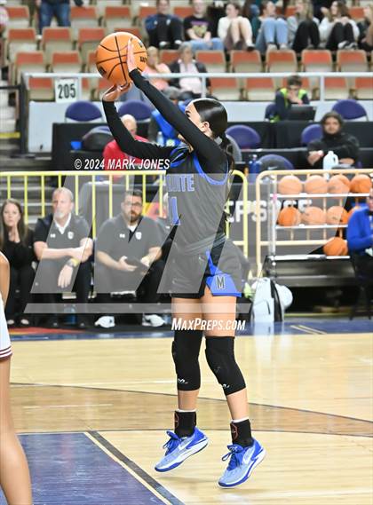 Thumbnail 1 in Salpointe Catholic vs. Mesquite (AIA 4A Final) photogallery.