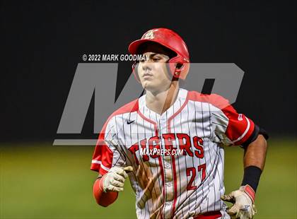 Thumbnail 3 in Katy vs Strake Jesuit - game 2 (UIL Region III-6A Regional SemiFinal)  photogallery.