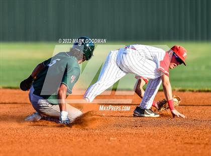 Thumbnail 3 in Katy vs Strake Jesuit - game 2 (UIL Region III-6A Regional SemiFinal)  photogallery.