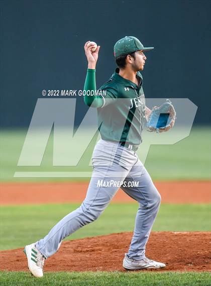 Thumbnail 3 in Katy vs Strake Jesuit - game 2 (UIL Region III-6A Regional SemiFinal)  photogallery.