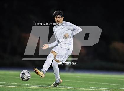 Thumbnail 2 in Brentwood School vs Burroughs photogallery.