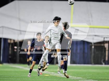 Thumbnail 3 in Brentwood School vs Burroughs photogallery.