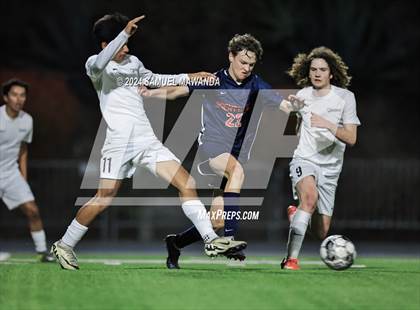 Thumbnail 2 in Brentwood School vs Burroughs photogallery.