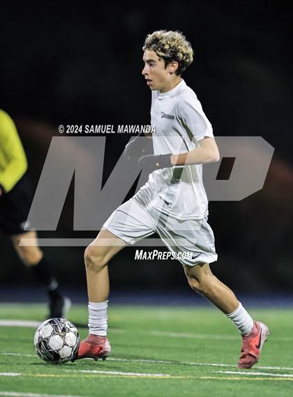 Thumbnail 3 in Brentwood School vs Burroughs photogallery.