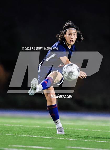 Thumbnail 1 in Brentwood School vs Burroughs photogallery.