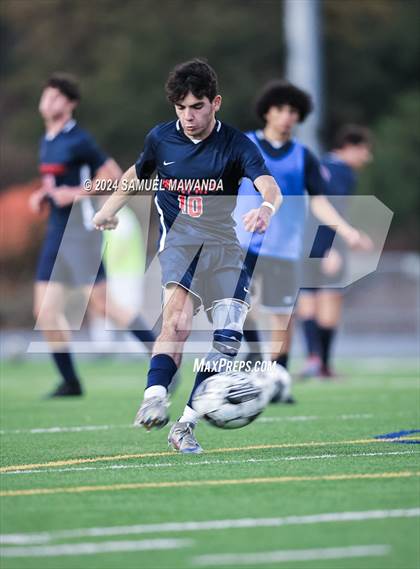 Thumbnail 1 in Brentwood School vs Burroughs photogallery.