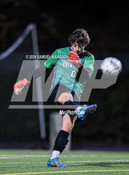 Thumbnail 3 in Brentwood School vs Burroughs photogallery.