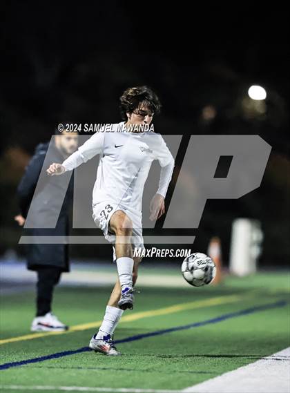 Thumbnail 2 in Brentwood School vs Burroughs photogallery.