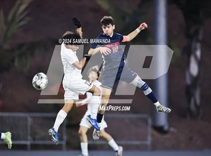 Thumbnail 2 in Brentwood School vs Burroughs photogallery.