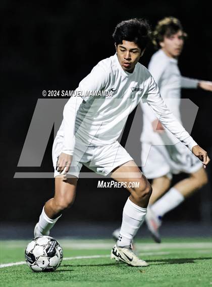 Thumbnail 1 in Brentwood School vs Burroughs photogallery.