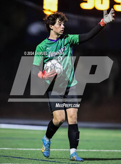 Thumbnail 1 in Brentwood School vs Burroughs photogallery.