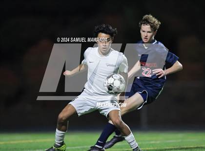 Thumbnail 3 in Brentwood School vs Burroughs photogallery.