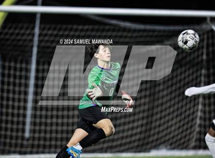 Thumbnail 1 in Brentwood School vs Burroughs photogallery.