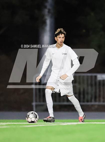 Thumbnail 2 in Brentwood School vs Burroughs photogallery.