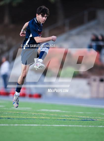 Thumbnail 2 in Brentwood School vs Burroughs photogallery.