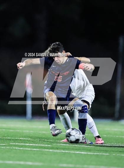 Thumbnail 3 in Brentwood School vs Burroughs photogallery.