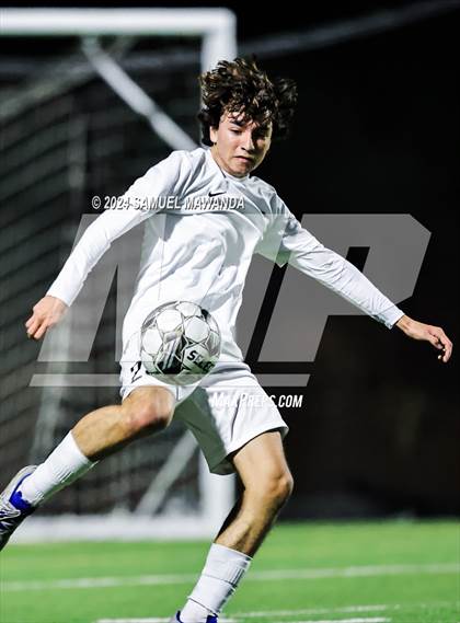Thumbnail 2 in Brentwood School vs Burroughs photogallery.