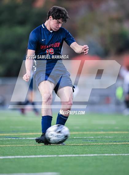 Thumbnail 3 in Brentwood School vs Burroughs photogallery.