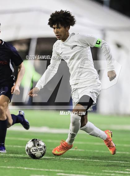 Thumbnail 3 in Brentwood School vs Burroughs photogallery.