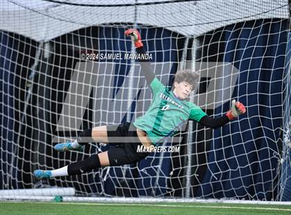 Thumbnail 2 in Brentwood School vs Burroughs photogallery.