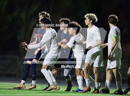 Thumbnail 1 in Brentwood School vs Burroughs photogallery.