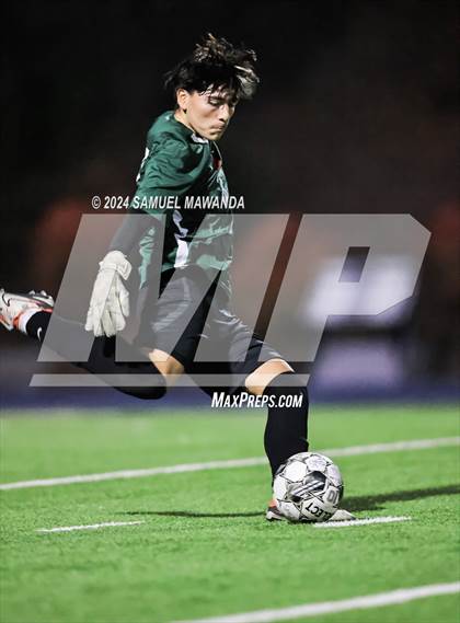 Thumbnail 3 in Brentwood School vs Burroughs photogallery.