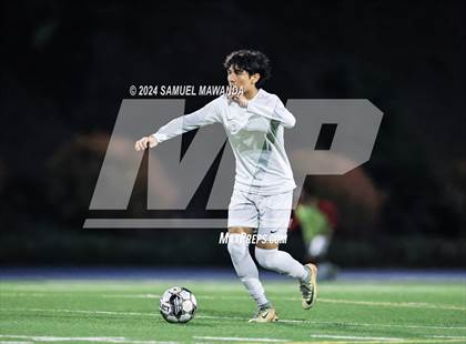 Thumbnail 3 in Brentwood School vs Burroughs photogallery.