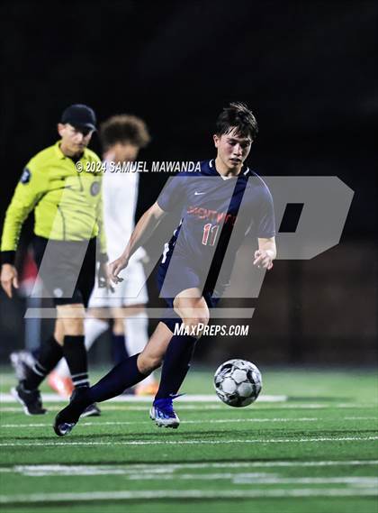 Thumbnail 3 in Brentwood School vs Burroughs photogallery.