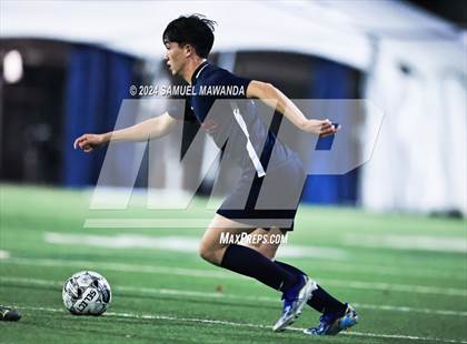Thumbnail 3 in Brentwood School vs Burroughs photogallery.