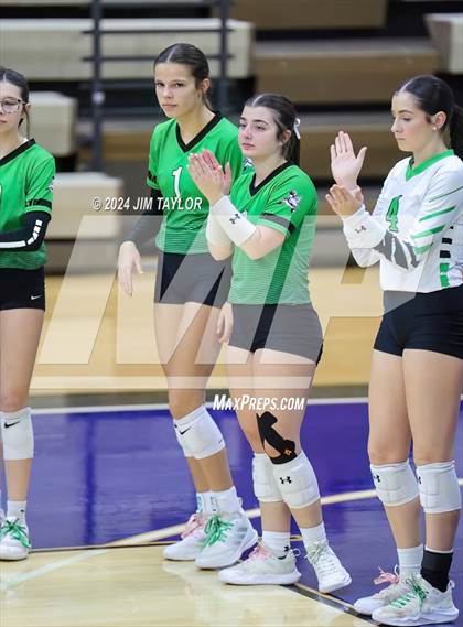 Thumbnail 2 in Iowa Park vs Comanche (UIL 3A  Bi-district) photogallery.