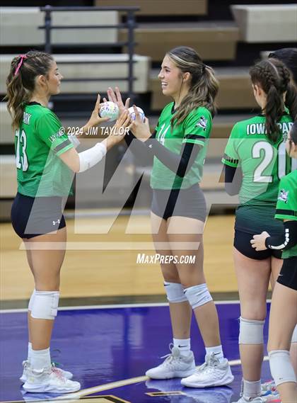 Thumbnail 2 in Iowa Park vs Comanche (UIL 3A  Bi-district) photogallery.