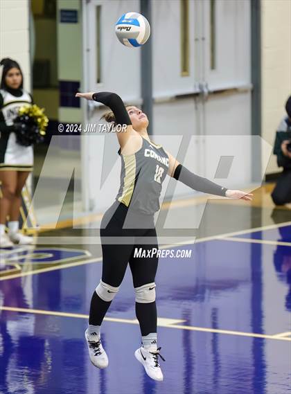 Thumbnail 2 in Iowa Park vs Comanche (UIL 3A  Bi-district) photogallery.