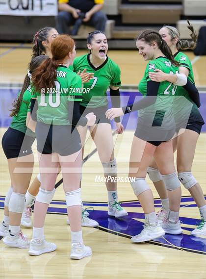 Thumbnail 1 in Iowa Park vs Comanche (UIL 3A  Bi-district) photogallery.