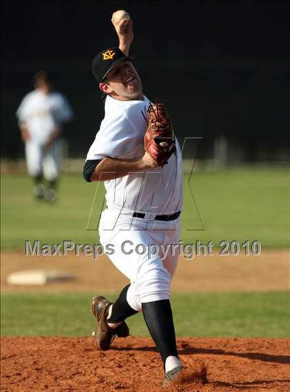 Thumbnail 2 in Bishop Amat @ Capistrano Valley photogallery.