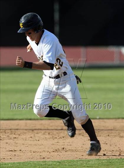 Thumbnail 2 in Bishop Amat @ Capistrano Valley photogallery.