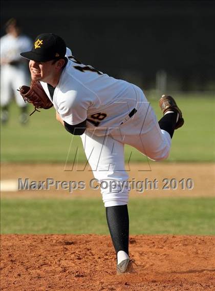 Thumbnail 2 in Bishop Amat @ Capistrano Valley photogallery.
