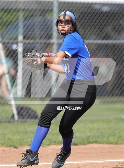 Thumbnail 3 in Hall @ Enfield (CIAC Playoffs Quarterfinals Class LL) photogallery.
