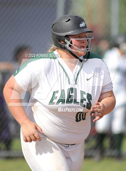 Thumbnail 3 in Hall @ Enfield (CIAC Playoffs Quarterfinals Class LL) photogallery.