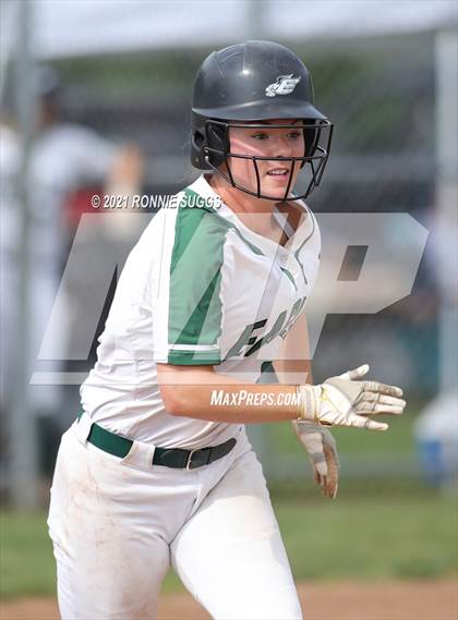 Thumbnail 3 in Hall @ Enfield (CIAC Playoffs Quarterfinals Class LL) photogallery.