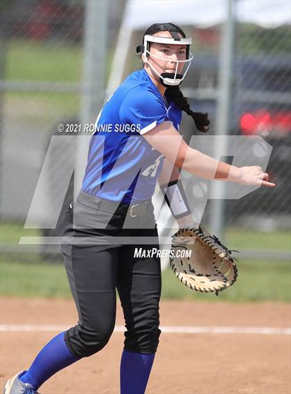 Thumbnail 2 in Hall @ Enfield (CIAC Playoffs Quarterfinals Class LL) photogallery.