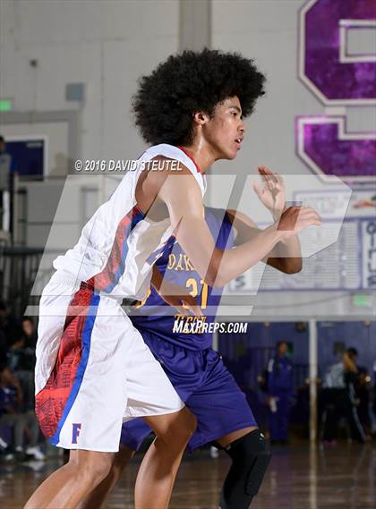 Thumbnail 1 in Oakland Tech vs. Folsom (St. Hope Elite Classic) photogallery.