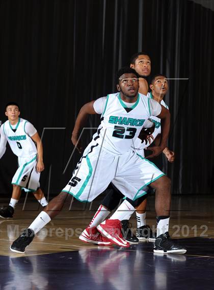 Thumbnail 2 in Etiwanda vs. Santiago (Inland Empire Classic) photogallery.