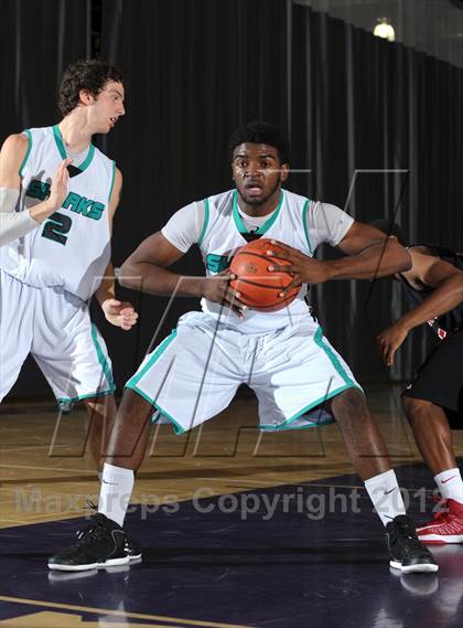 Thumbnail 2 in Etiwanda vs. Santiago (Inland Empire Classic) photogallery.