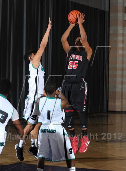 Thumbnail 2 in Etiwanda vs. Santiago (Inland Empire Classic) photogallery.